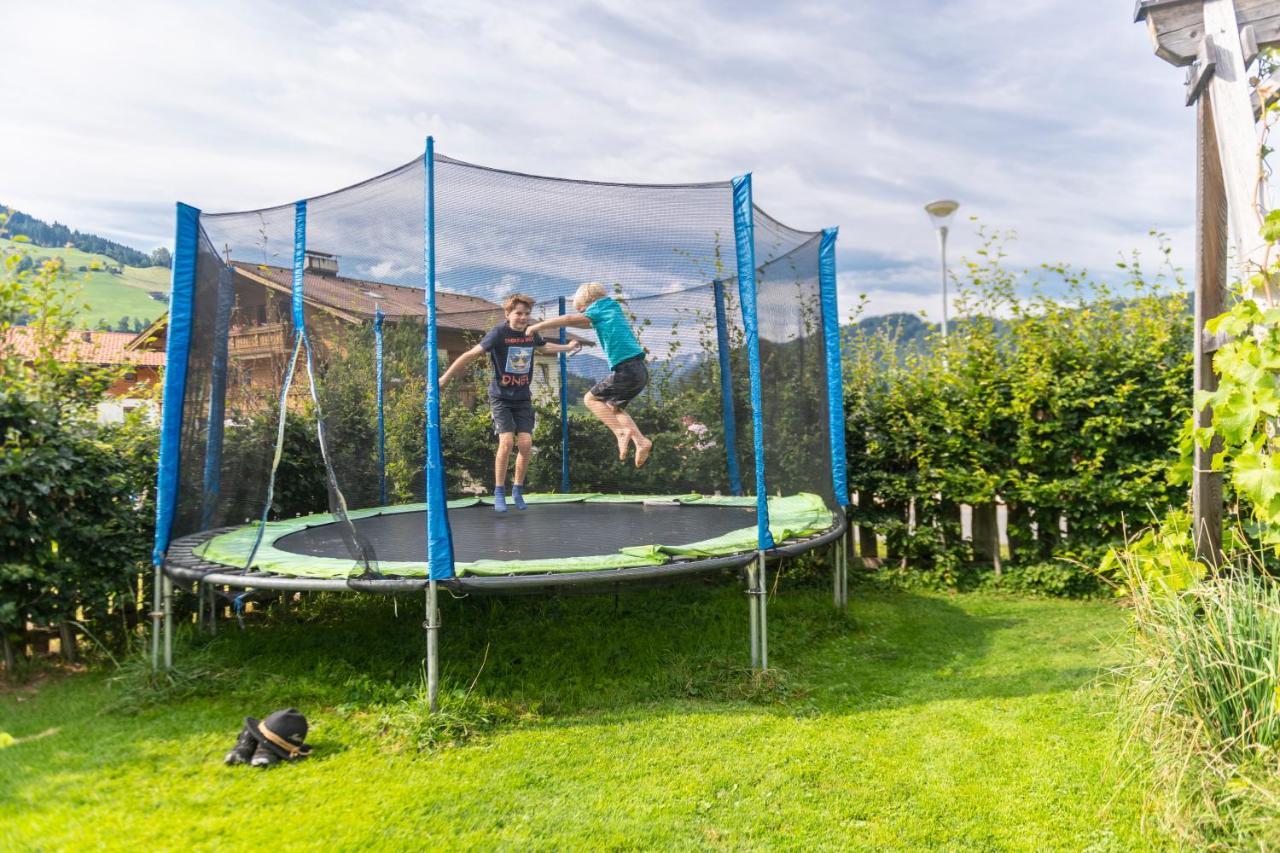 Hartlhof Urlaub Am Baby- Und Kinderbauernhof Villa Niederau Luaran gambar